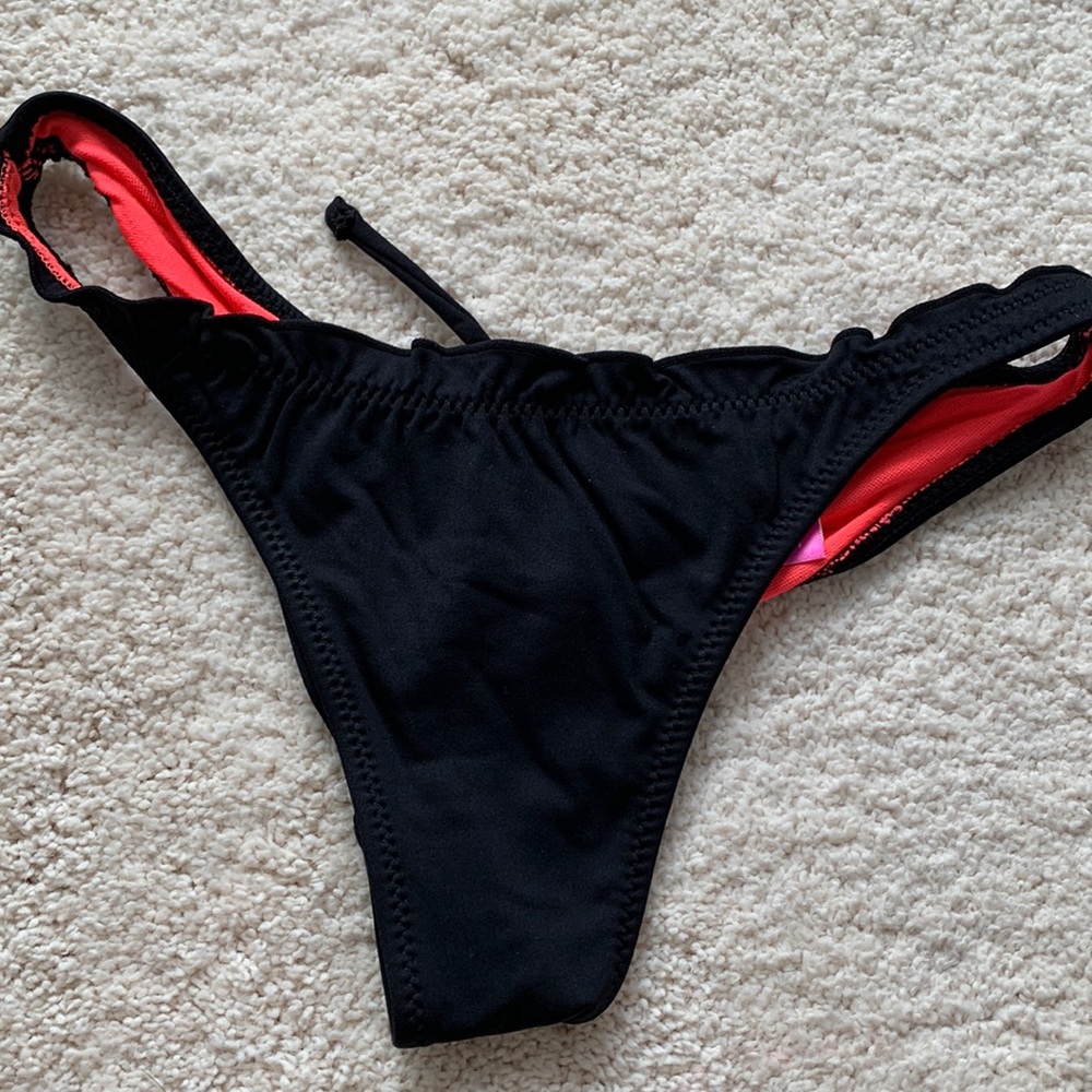 B swim bettinis bikini bottom black S shirred back